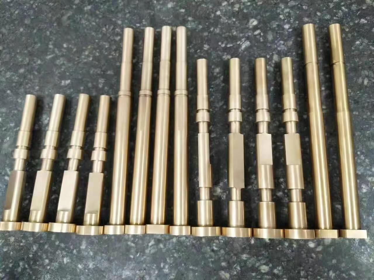 Piezas de la máquina de torno CNC de molde profundo 2